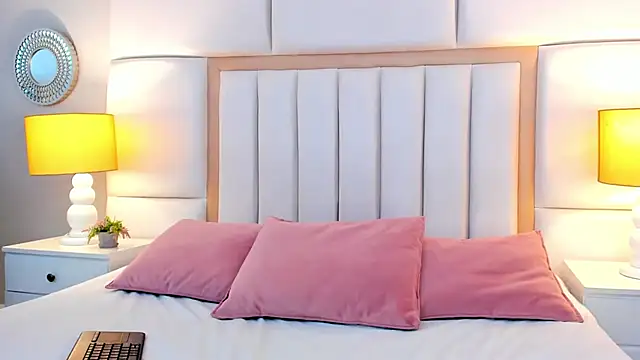 AmbarSantany online show from 11/14/25, 11:35