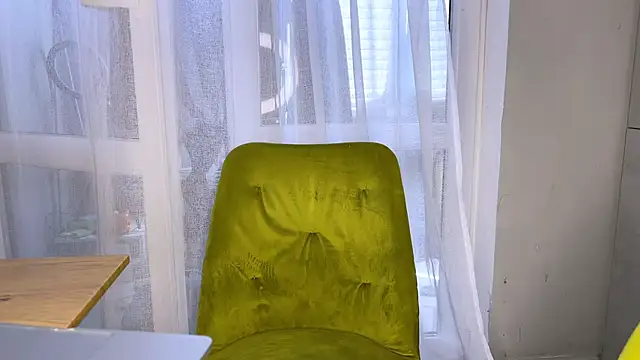 alyx garden online show from 05/01/26, 09:25