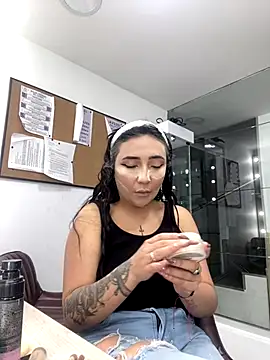 Megansttein  online show from 12/14/25, 07:07