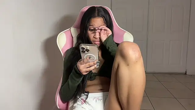 shandiloveslemonss online show from 12/05/25, 10:02