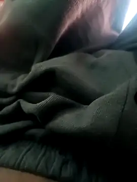 Snapshot of AloneDick chatting on 10/02/25, 06:53 AloneDick online show from 10/02/25, 06:53