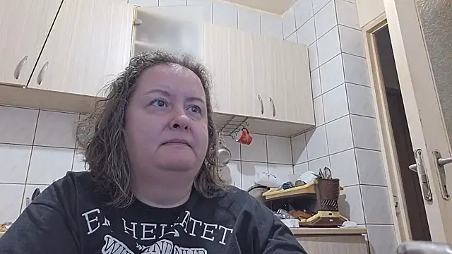 Snapshot of melissaBlessing chatting on 01/22/25, 09:24 melissaBlessing online show from 01/22/25, 09:24