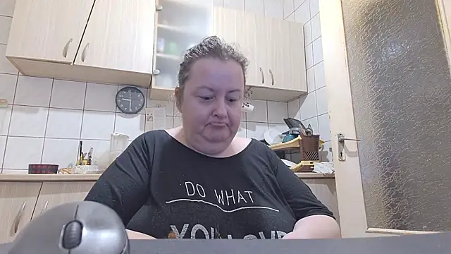 Snapshot of melissaBlessing chatting on 03/03/25, 05:31 melissaBlessing online show from 03/03/25, 05:31