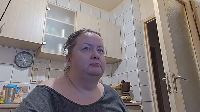 Snapshot of melissaBlessing chatting on 09/27/25, 01:54 melissaBlessing online show from 09/27/25, 01:54