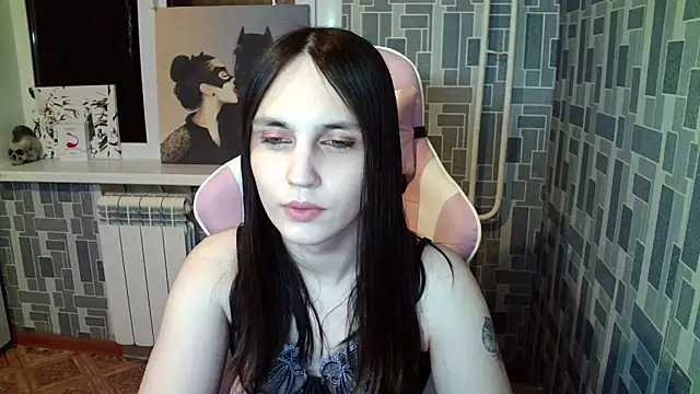 Snapshot of BlackHe4rts_ chatting on 10/20/25, 08:09 BlackHe4rts online show from 10/20/25, 08:09