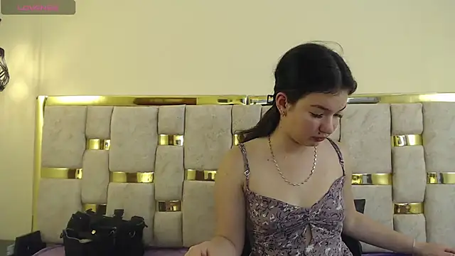 lilimini032 online show from 01/16/25, 06:06