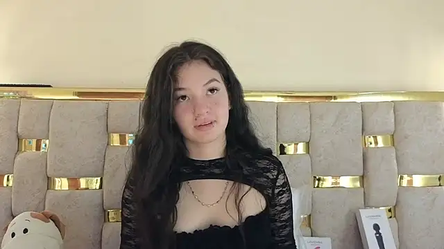 Snapshot of lilimini032 chatting on 02/14/26, 07:54 lilimini032 online show from 02/14/26, 07:54