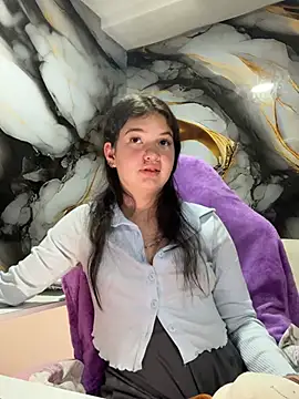 Snapshot of lilimini032 chatting on 02/18/26, 08:38 lilimini032 online show from 02/18/26, 08:38