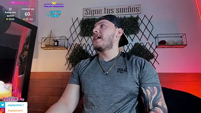 Angelgraham 1 online show from 12/17/25, 05:08