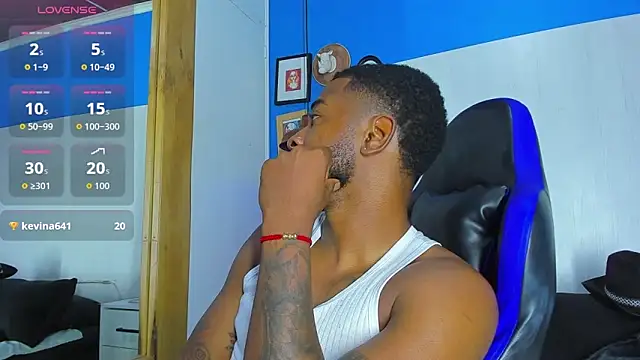 Drake Nassir4 online show from 10/08/25, 09:18