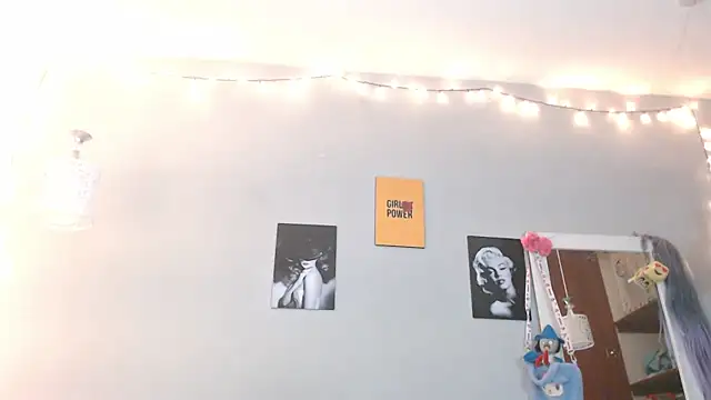 Snapshot of Kimandyuk chatting on 01/07/25, 10:30 Kimandyuk online show from 01/07/25, 10:30