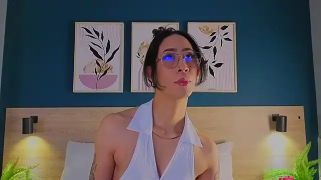 GabyPetit online show from 10/04/25, 03:37