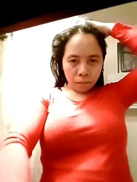 Snapshot of doggiepossession chatting on 02/15/25, 05:07 doggiepossession online show from 02/15/25, 05:07