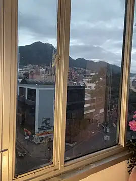 Snapshot of Megan_Lim chatting on 01/05/25, 12:31 Megan Lim online show from 01/05/25, 12:31