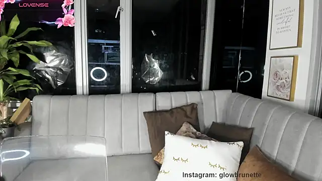 Snapshot of Megan_Lim chatting on 02/05/25, 10:41 Megan Lim online show from 02/05/25, 10:41