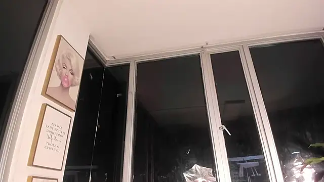 Snapshot of Megan_Lim chatting on 02/13/25, 10:34 Megan Lim online show from 02/13/25, 10:34