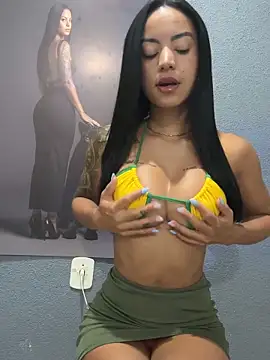 Snapshot of Elamesmamorena chatting on 03/31/26, 10:04 Elamesmamorena online show from 03/31/26, 10:04