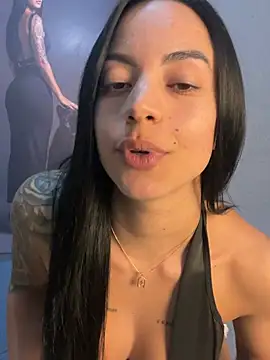 Snapshot of Elamesmamorena chatting on 06/17/26, 12:46 Elamesmamorena online show from 06/17/26, 12:46