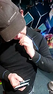 Boo-boo kittyfux online show from 11/20/25, 04:12