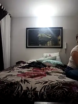 Snapshot of yajahil chatting on 12/12/24, 02:59 yajahil online show from 12/12/24, 02:59