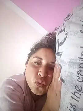 Snapshot of yajahil chatting on 01/08/25, 02:35 yajahil online show from 01/08/25, 02:35