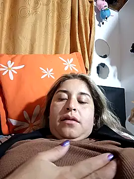 Snapshot of yajahil chatting on 11/09/25, 08:23 yajahil online show from 11/09/25, 08:23