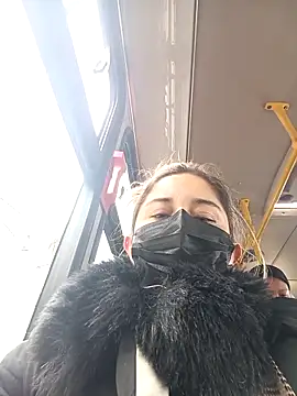 Snapshot of yajahil chatting on 11/26/25, 05:58 yajahil online show from 11/26/25, 05:58