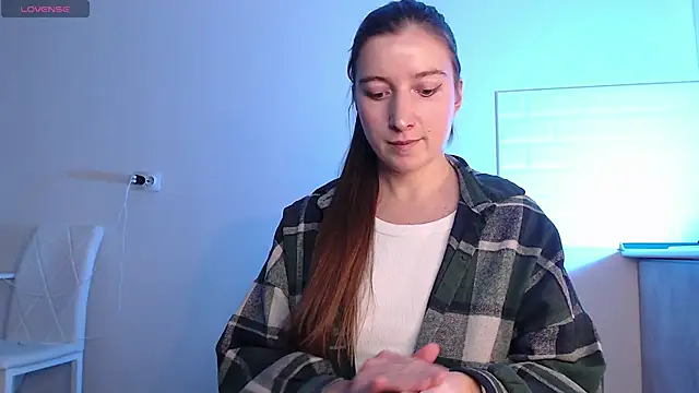 Snapshot of Eva_Hailey_ chatting on 01/11/26, 04:39 Eva Hailey online show from 01/11/26, 04:39