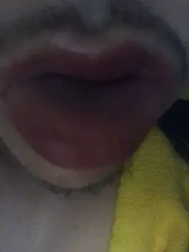 Snapshot of favormaker chatting on 01/15/25, 04:57 favormaker online show from 01/15/25, 04:57