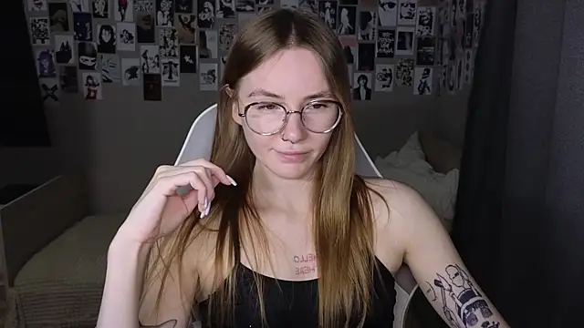 littlevildevil online show from 06/12/26, 08:24