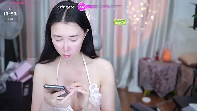 Snapshot of nono_babyy chatting on 03/28/26, 02:11 nono babyy online show from 03/28/26, 02:11