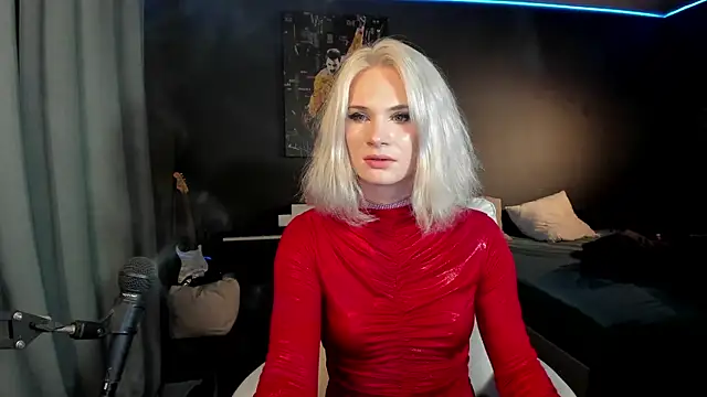 Snapshot of Milena_marshmalows chatting on 02/07/25, 09:58 Milena marshmalows online show from 02/07/25, 09:58