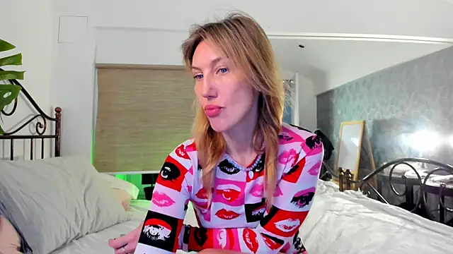 Snapshot of ElizaMayers chatting on 03/14/26, 09:15 ElizaMayers online show from 03/14/26, 09:15