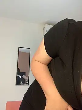 Sophie Eaton online show from 02/09/25, 05:54