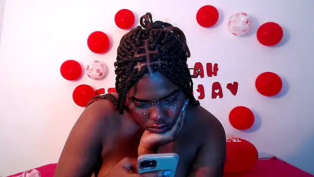 Snapshot of Stacyhunterxxx chatting on 02/15/26, 07:51 Stacyhunterxxx online show from 02/15/26, 07:51