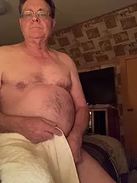 Snapshot of Tonybaloney1972 chatting on 01/11/26, 05:01 Tonybaloney1972 online show from 01/11/26, 05:01