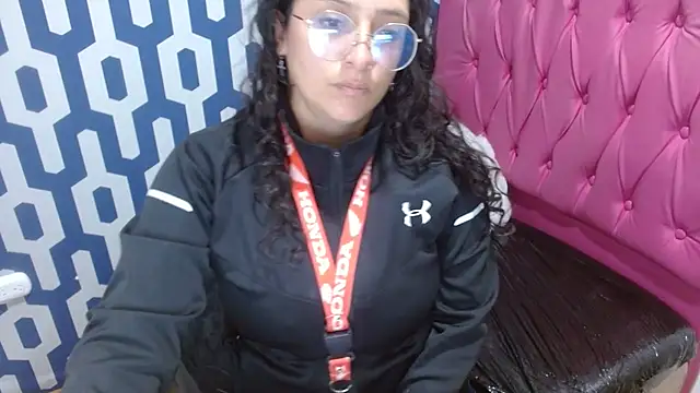 sarax ximena online show from 03/06/25, 09:20