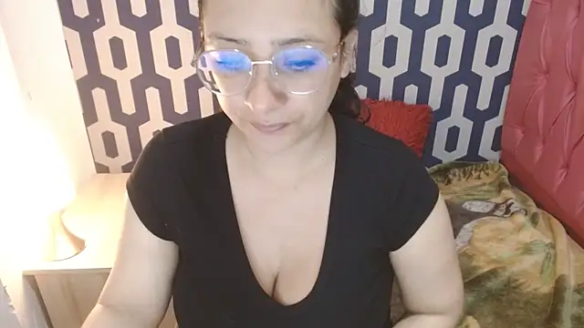 sarax ximena online show from 10/07/25, 06:10