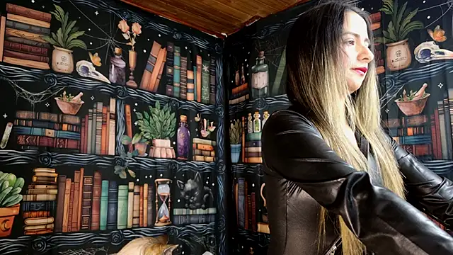 Snapshot of julietta___jackson chatting on 11/20/25, 09:14 julietta jackson online show from 11/20/25, 09:14