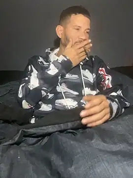 Snapshot of Chico_Bellaco chatting on 12/21/25, 11:06 Chico Bellaco online show from 12/21/25, 11:06