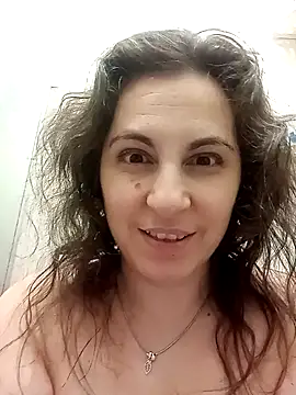 Snapshot of ShelaDiass chatting on 02/07/26, 12:53 ShelaDiass online show from 02/07/26, 12:53