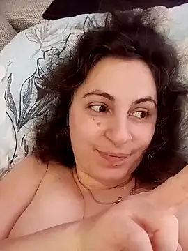 Snapshot of ShelaDiass chatting on 03/07/26, 05:48 ShelaDiass online show from 03/07/26, 05:48