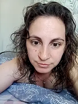 ShelaDiass online show from 05/01/26, 05:23
