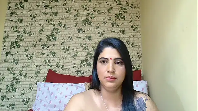 Snapshot of XIndianintimacy chatting on 04/17/26, 05:10 XIndianintimacy online show from 04/17/26, 05:10