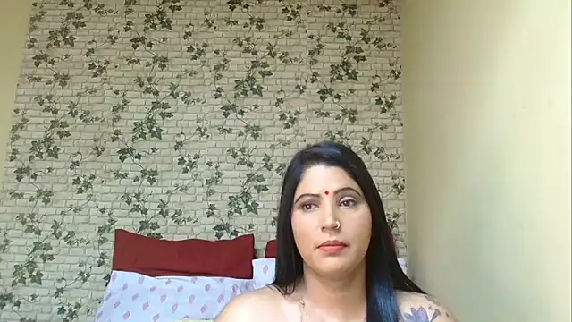 Snapshot of XIndianintimacy chatting on 04/18/26, 07:40 XIndianintimacy online show from 04/18/26, 07:40
