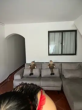 MollySanders    online show from 12/12/24, 08:10