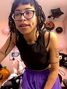 Violetta Suky online show from 10/25/25, 01:18