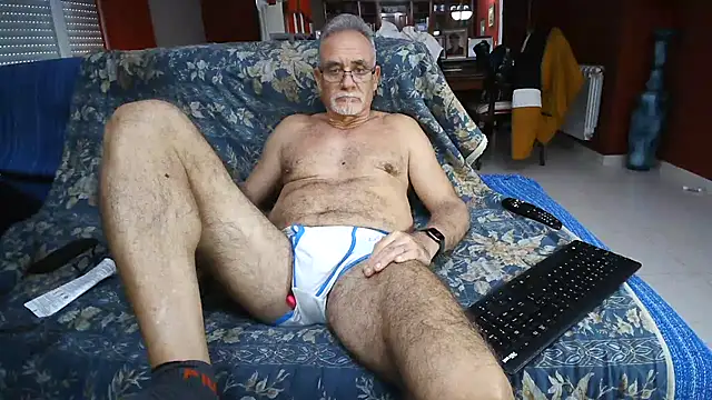 Snapshot of maduroguapo chatting on 03/20/25, 05:25 maduroguapo online show from 03/20/25, 05:25