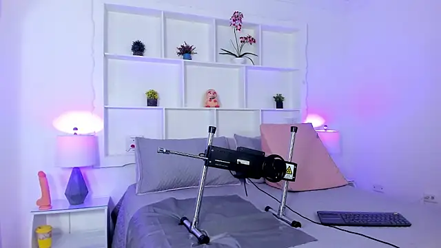 Jenifer Diaz online show from 03/08/25, 01:14