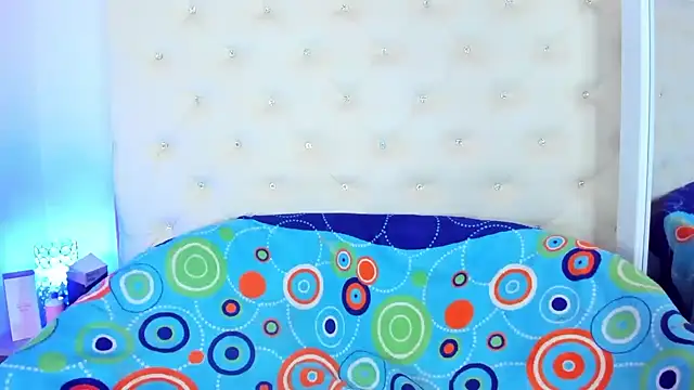 sophie pariss online show from 02/07/25, 03:23